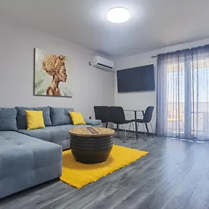 Pek Apartman